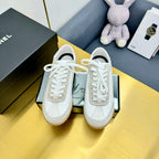 CHANEL SNEAKER IN WHITE CALFSKIN AND SUEDE