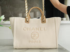 CHANEL TOTE BAG 39 ATTACHED PEARL LOGO IN BEIGE CANVAS GOLD HARDWARE