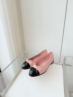 CHANEL BALLET FLAT IN BABY PINK MIX BLACK CALFSKIN