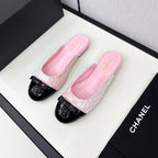 CHANEL BOW MULE IN LIGHT PINK FABRIC AND BLACK CALFSKIN