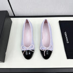 CHANEL BALLET FLATS IN POWDER BLUE TWEED AND BLACK CALFSKIN