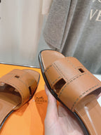 HERMES Idioma Sandal Tan Calfskin