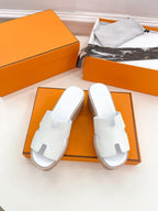 HERMES Eze 30 Sandal White