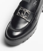 CHANEL MOASINS BLACK CALFSKIN METAL