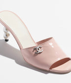 CHANEL MULES LIGHT PINK PATENT LAMBSKIN