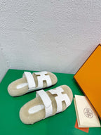 HERMES Chypre Sandal White shearling insole White goatskin lining