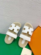 HERMES Chypre Sandal White shearling insole White goatskin lining