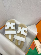 HERMES Chypre Sandal White shearling insole White goatskin lining